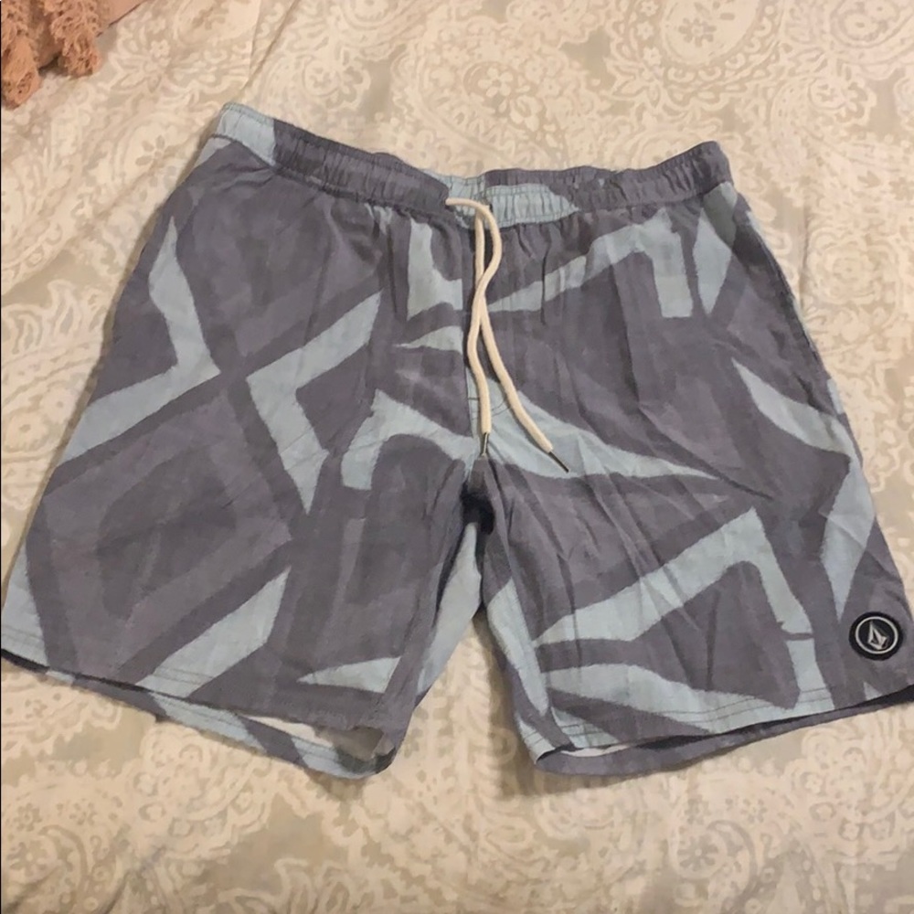 Volcom XL men's swim trunks